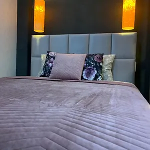 Petit Apartamento